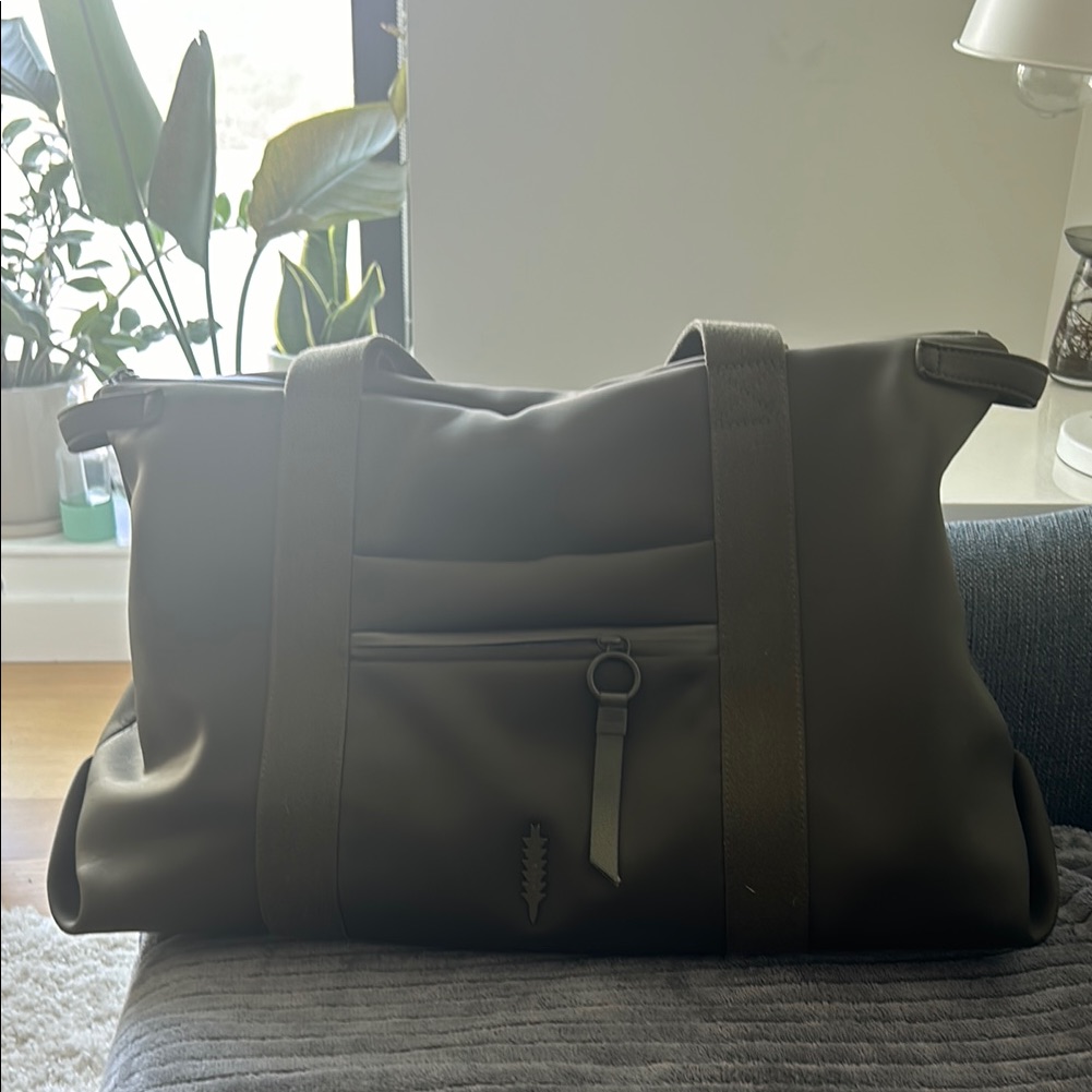 Thacker Duffle Bag In Moss Color